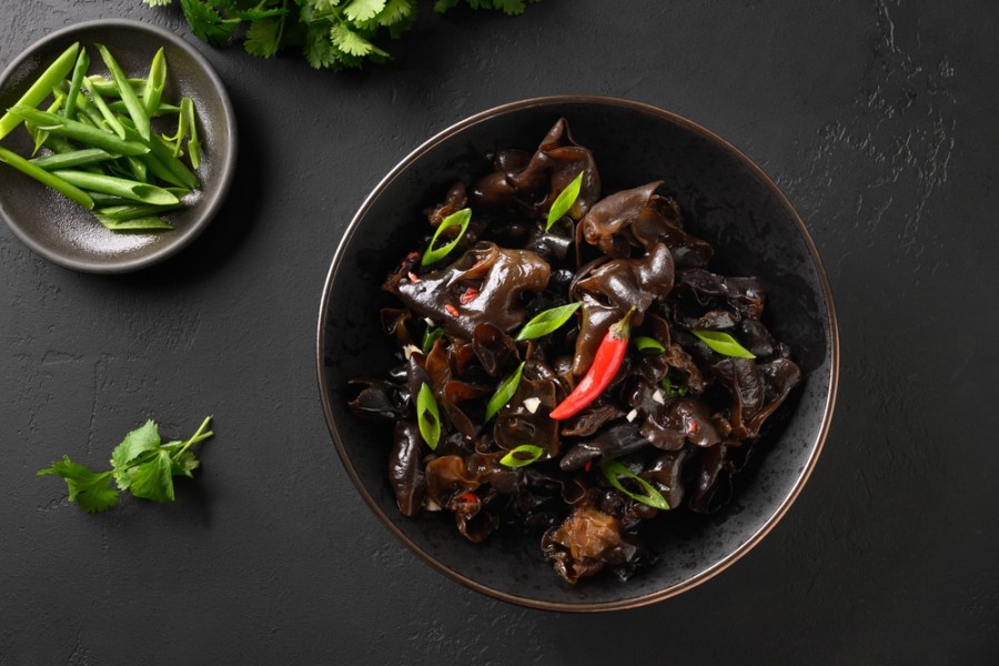 Champignon noir chinois : comment l’utilise-t-on en cuisine ?